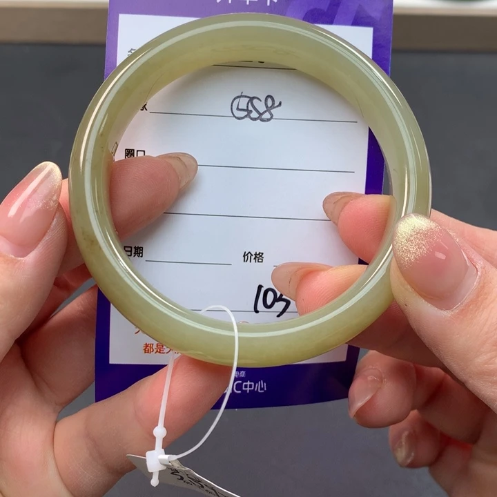 和田玉（糖玉）手镯未镶嵌