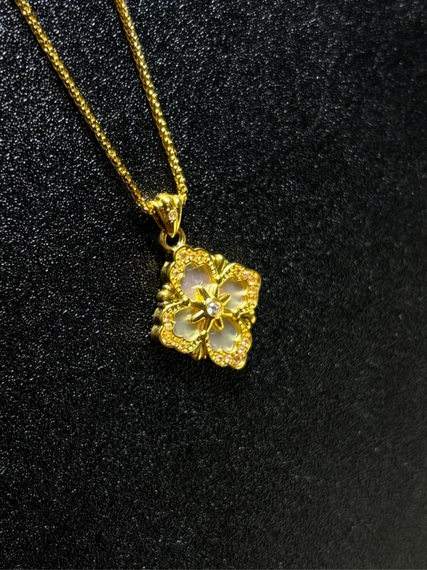 18k金 Au750 贝壳 吊坠 a39