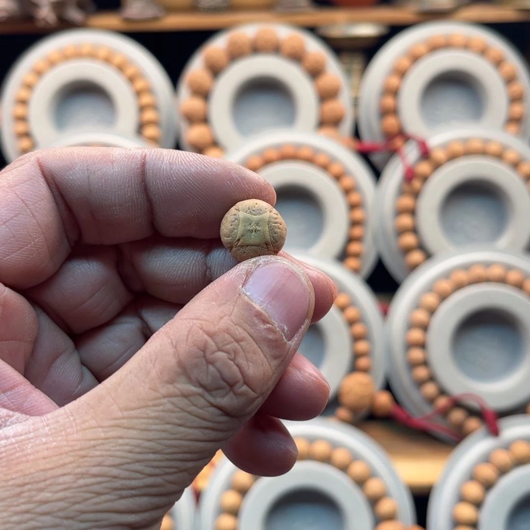 凤眼菩提吊坠14..2麒麟眼一颗