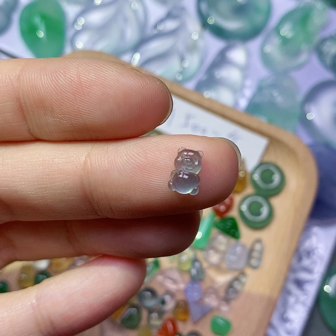 定制翡翠未镶嵌翡翠