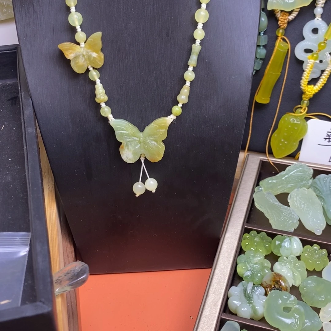 蛇纹石玉未镶嵌岫玉