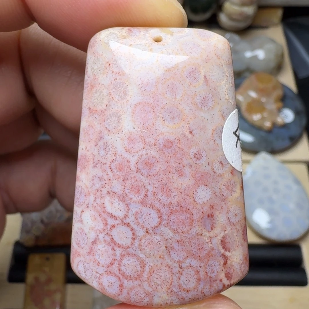 硅化玉未镶嵌纯天然色有机玉石保真色