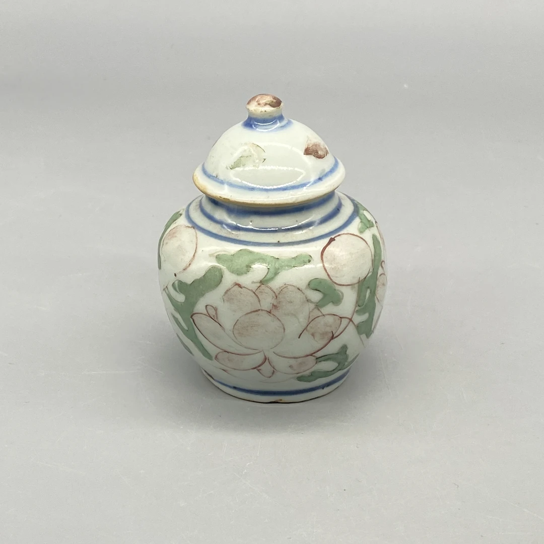 92512095*明末五彩花卉纹盖罐/瓷器九/江苏省文物总店/MM