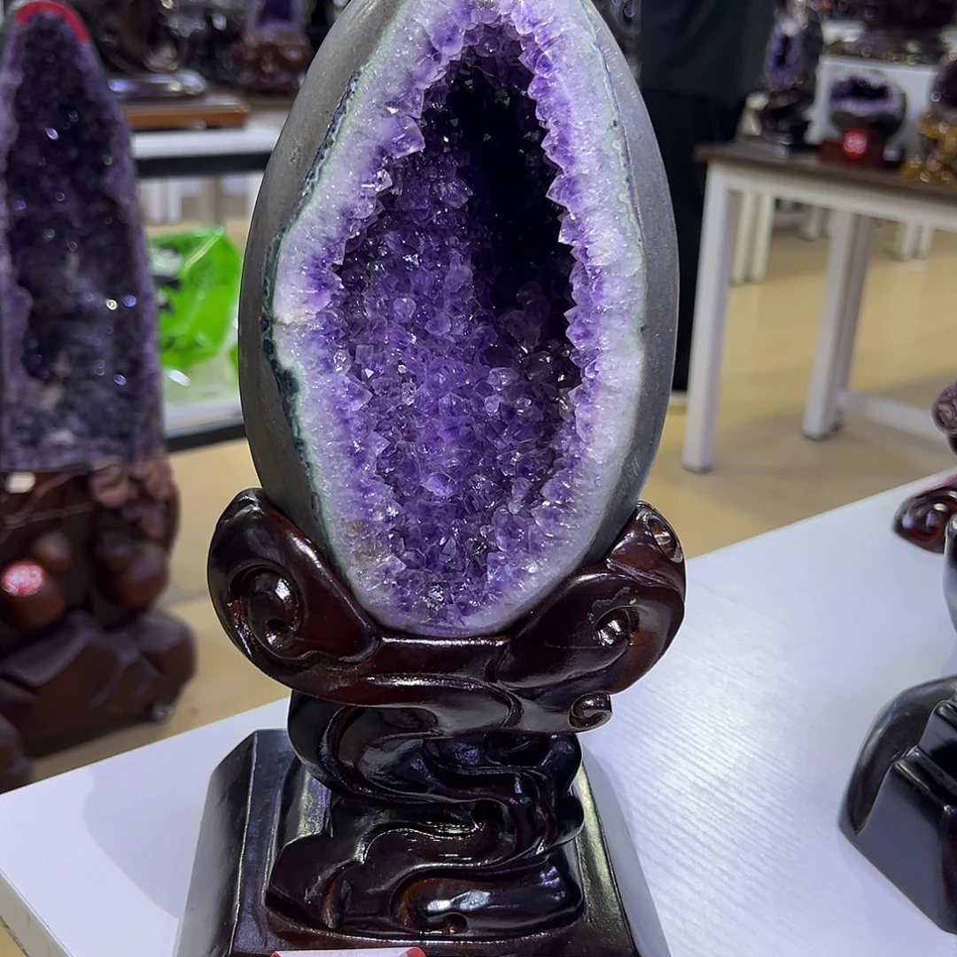 未镶嵌紫晶大型摆件（非配饰）廊****司