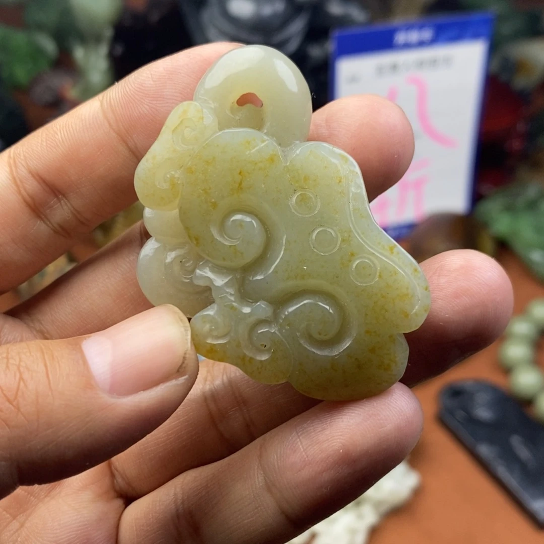 和田玉挂件未镶嵌