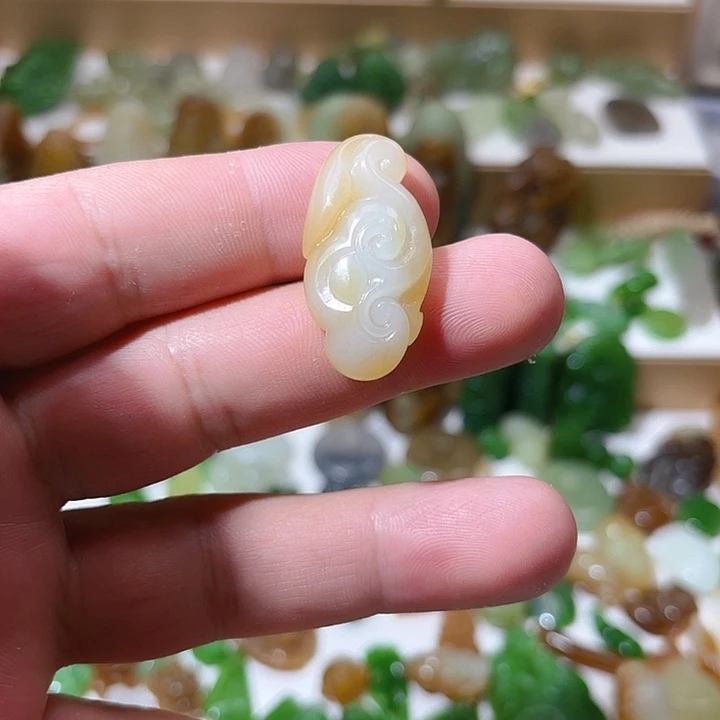 和田玉（糖玉）未镶嵌颈饰