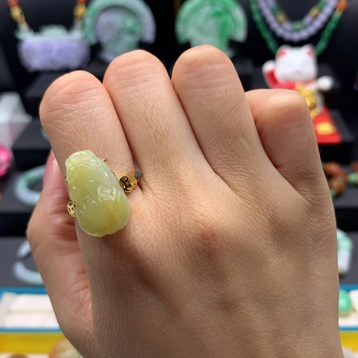 未镶嵌戒指翡翠貔貅戒指