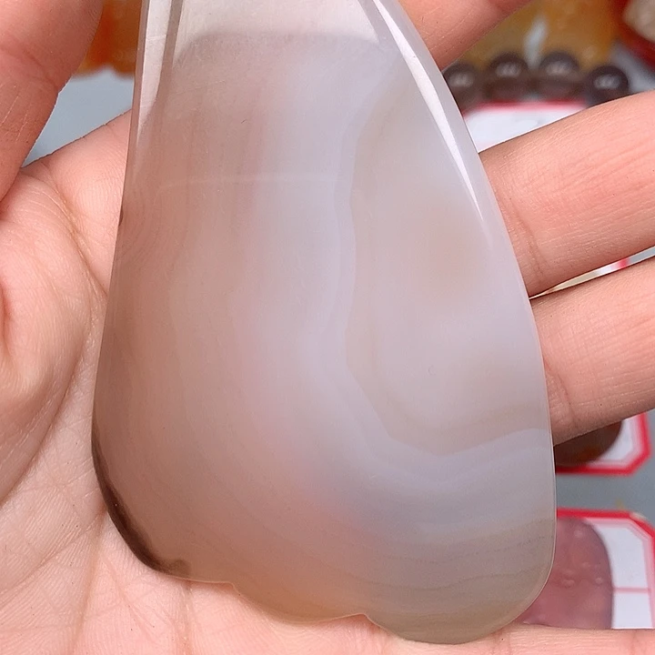 秋****玛瑙/玉髓未镶嵌颈饰
