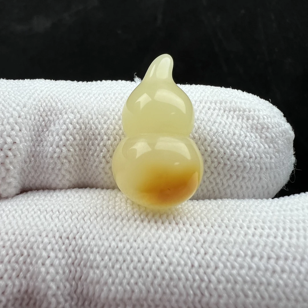 Y5254天然原矿蜜蜡 葫芦11.4*20.2mm支持复检假一罚十