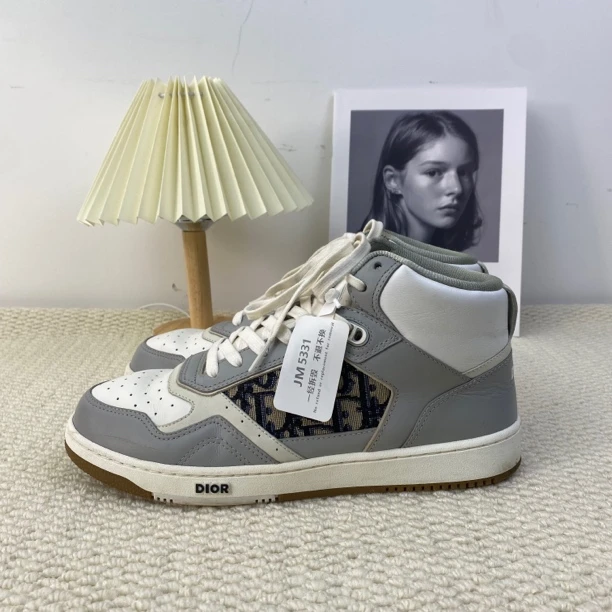 95新 DIOR/迪奥 5331/DIOR 高帮鞋/42码/95新/无配件