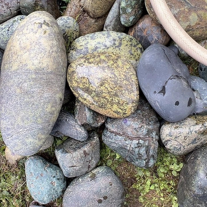 乐***谜蛇纹石玉合金西藏藏玉药王石