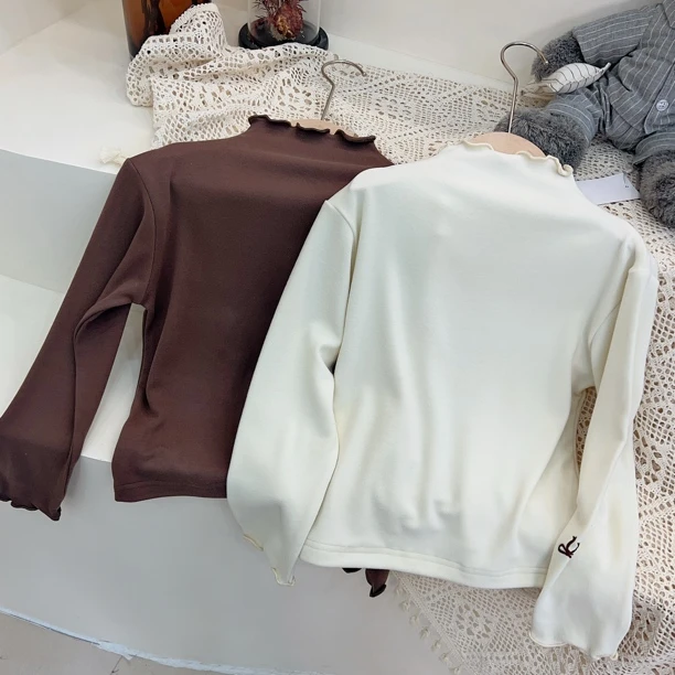 W童品，2025新款女童长袖打底衫卡通中大童可爱洋气韩版秋款冬款