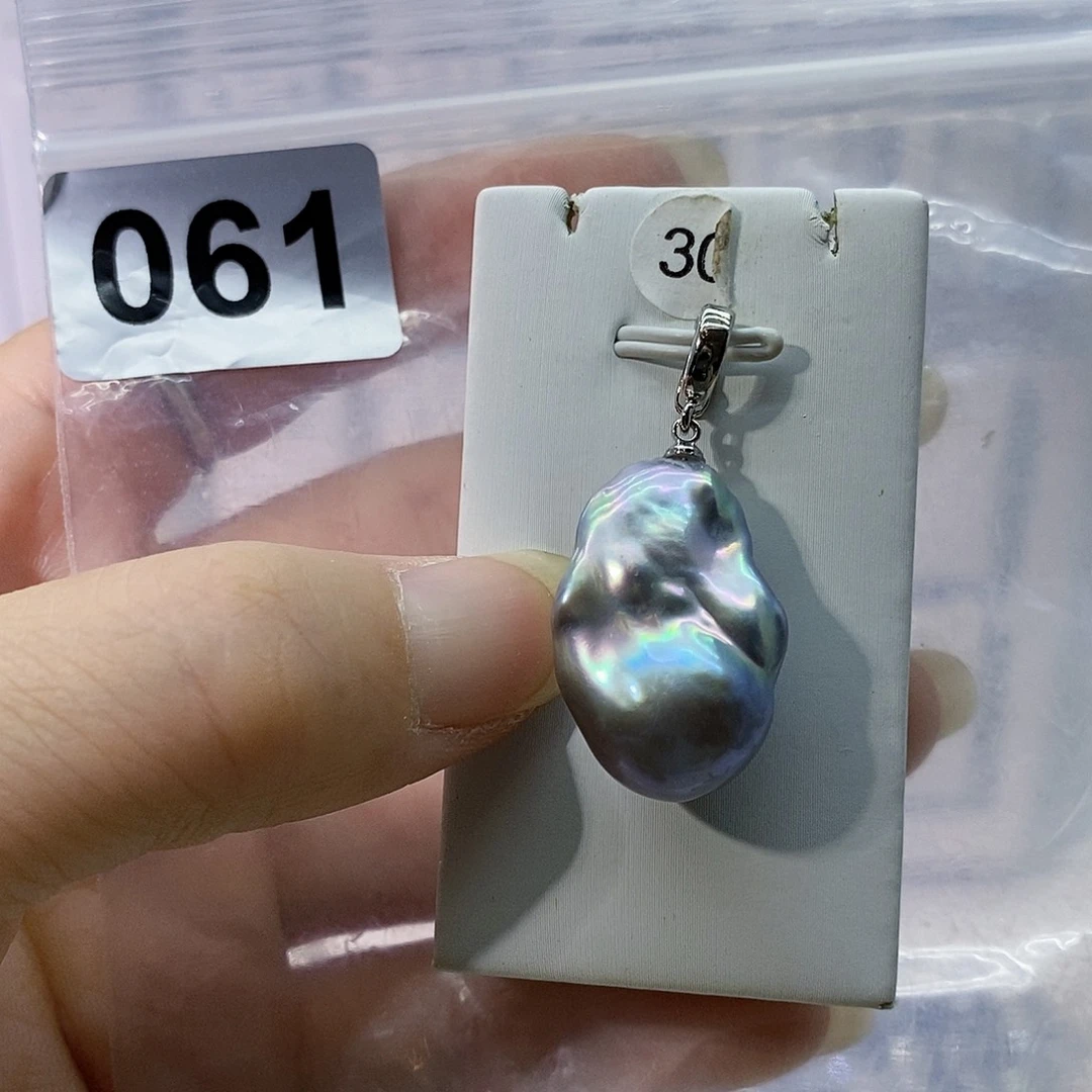 淡水珍珠合金颈饰