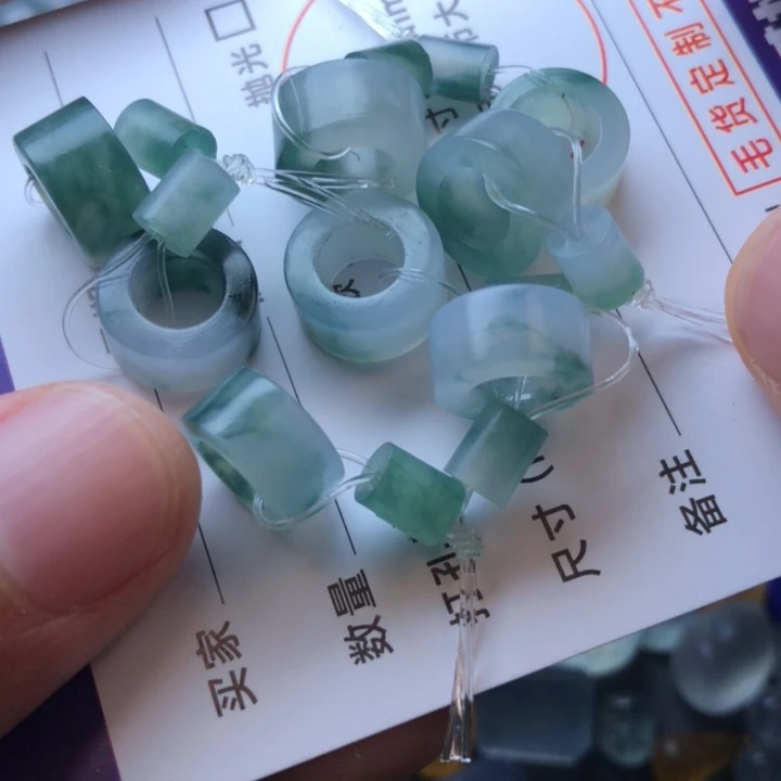 未镶嵌定制翡翠挂件