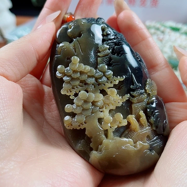 和田玉未镶嵌颈饰