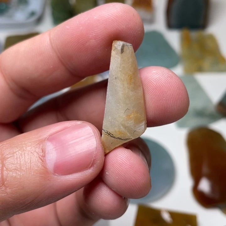 翡翠裸石缅甸翡翠A货