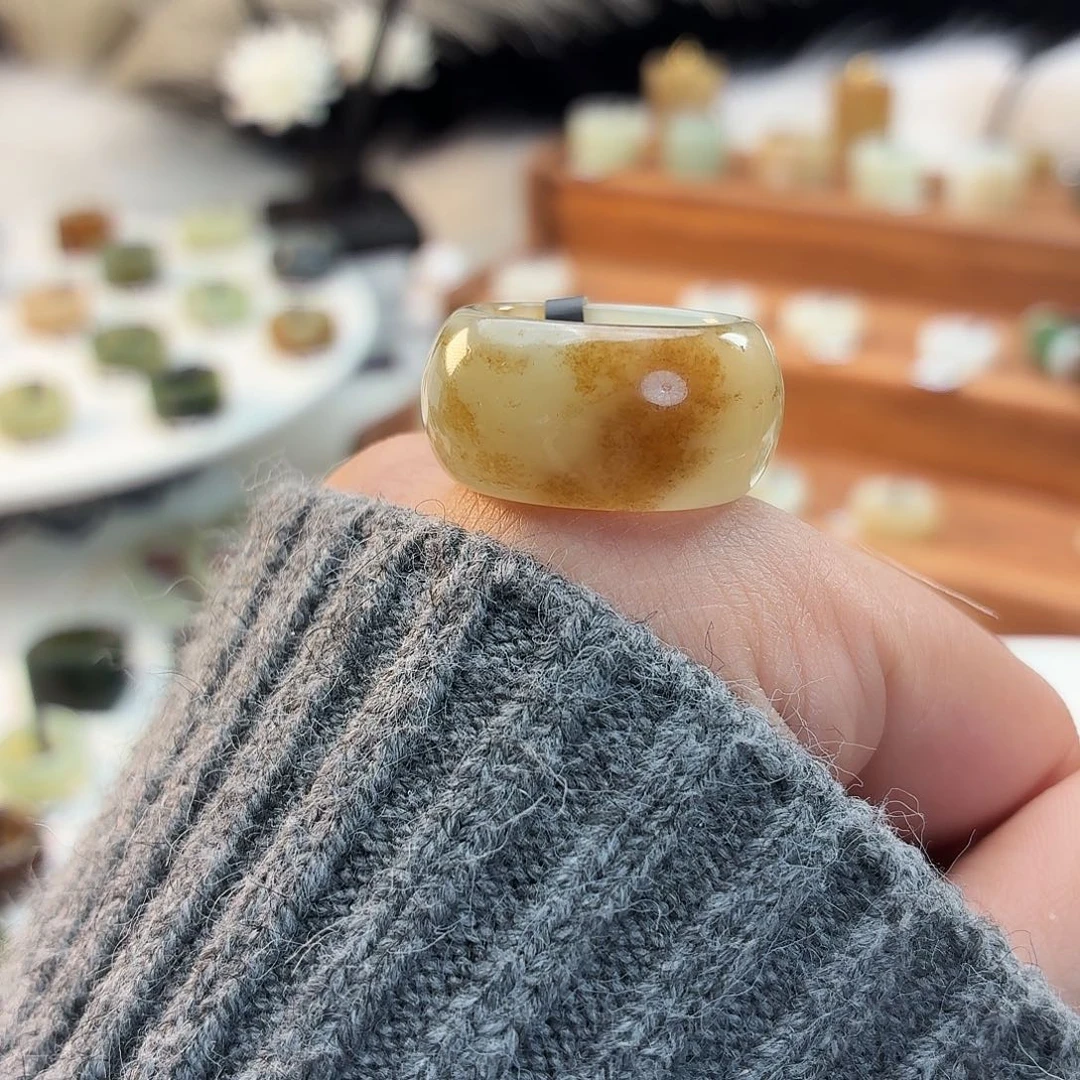 和田玉未镶嵌戒指独特飘糖墩墩17.6mm