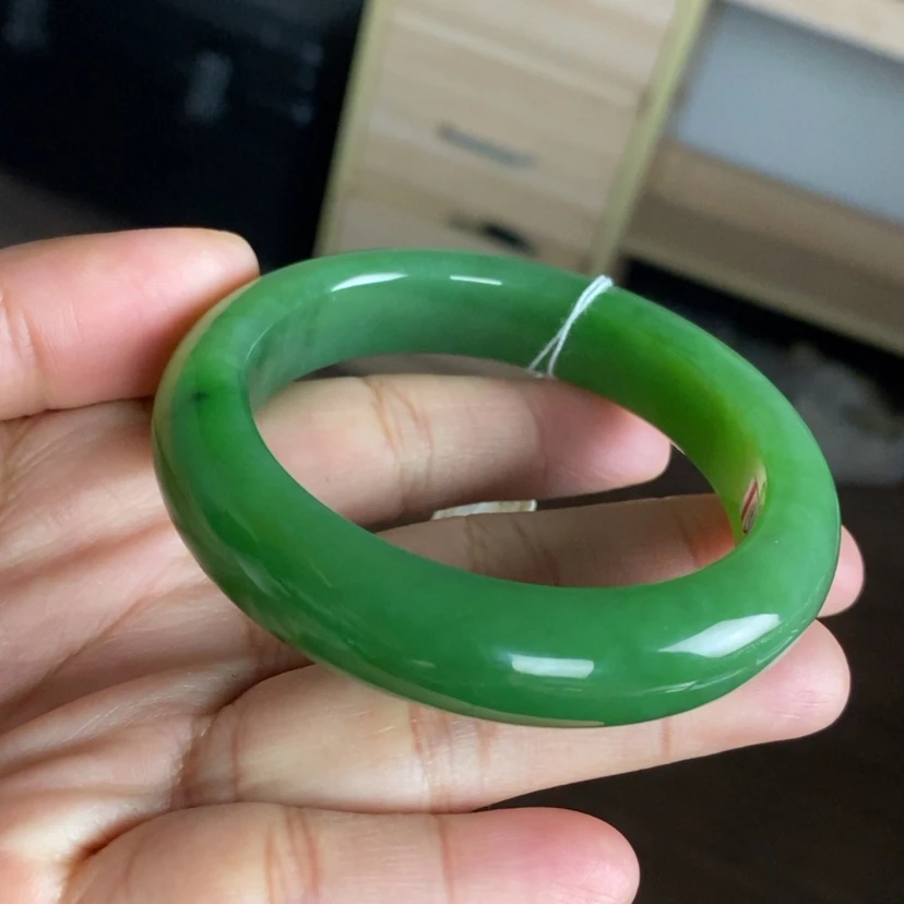 【闪购商品】未镶嵌手镯和田玉（碧玉）