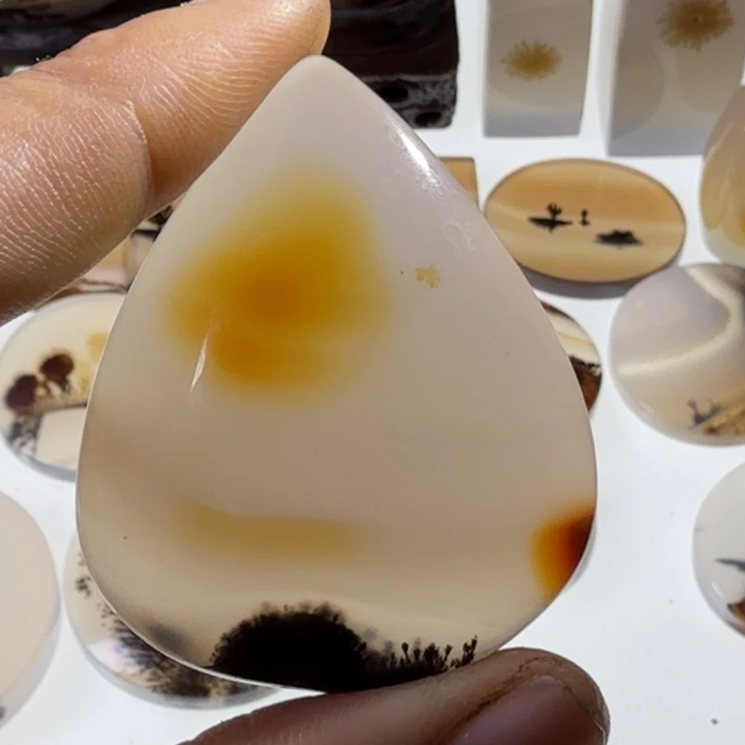 玛瑙/玉髓未镶嵌珠宝半成品