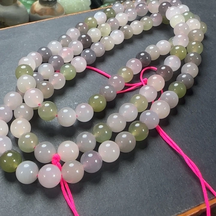 和田玉未镶嵌颈饰定制