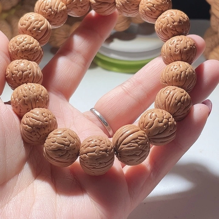 老***曹吊坠桃核桃核手串元宝2