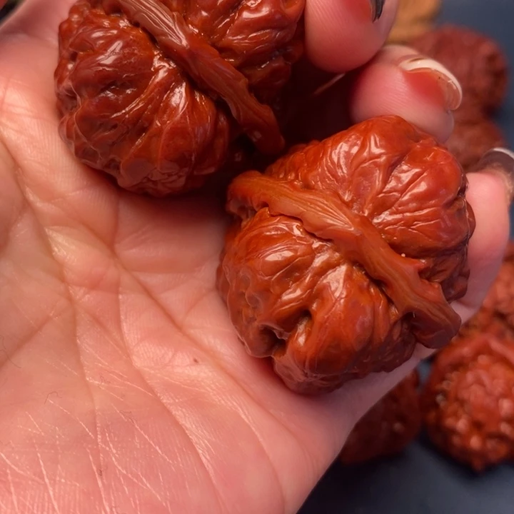 核桃蛤蟆头一对，机刷款