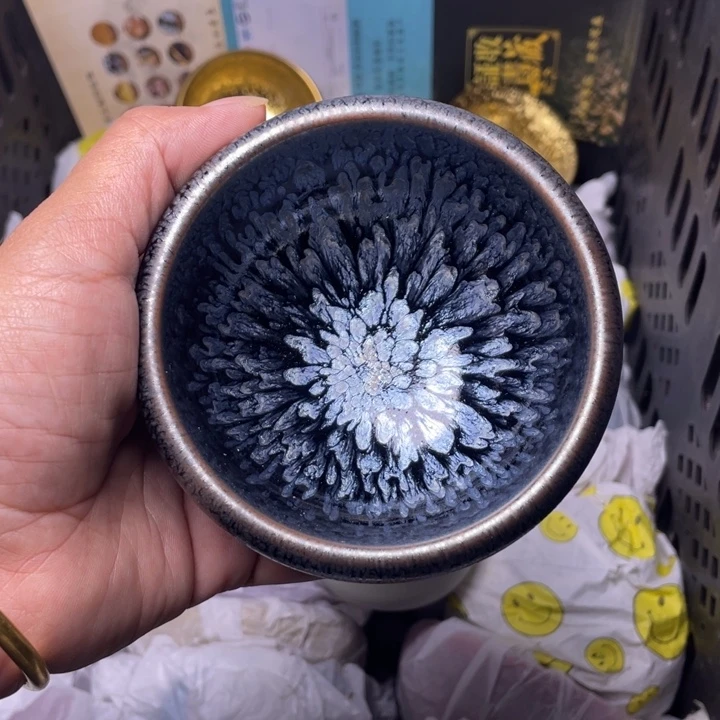 茶盏我不是很懂为什么