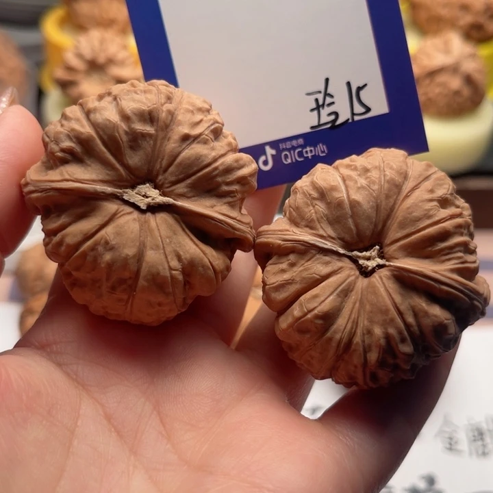 把件文玩核桃脱***钠文玩核桃15