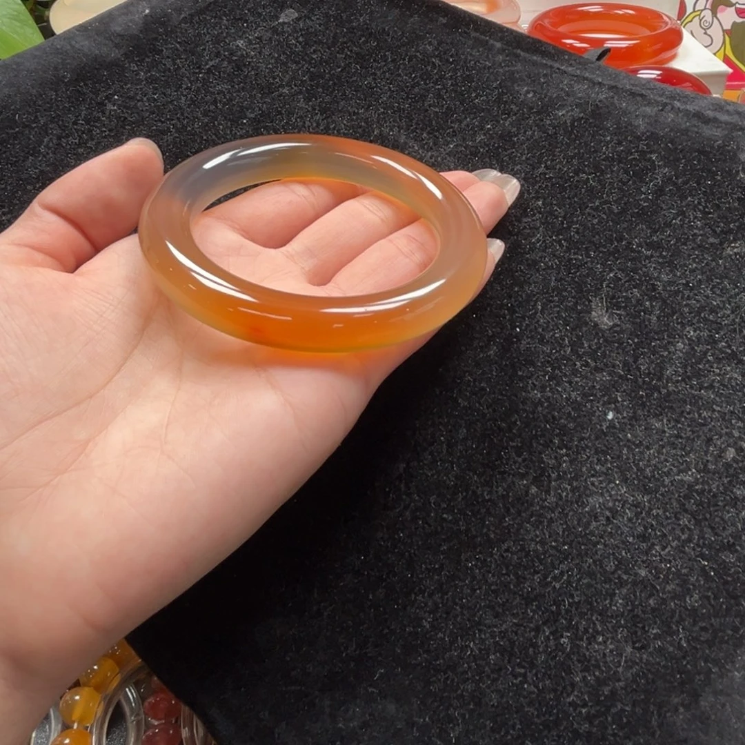 手镯玛瑙/玉髓未镶嵌