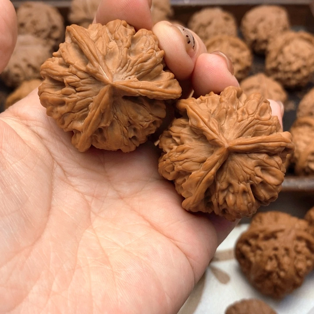 风***说把件文玩核桃224号牡丹花王奔