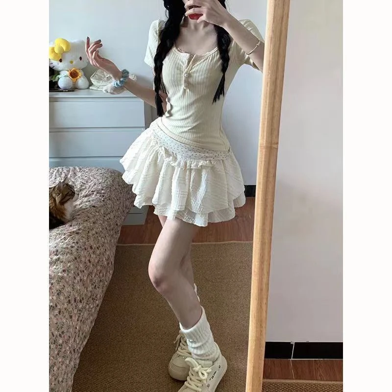 套装女收腰夏季新款甜酷辣妹假两件碎花拼接短袖T恤半身裙两件套