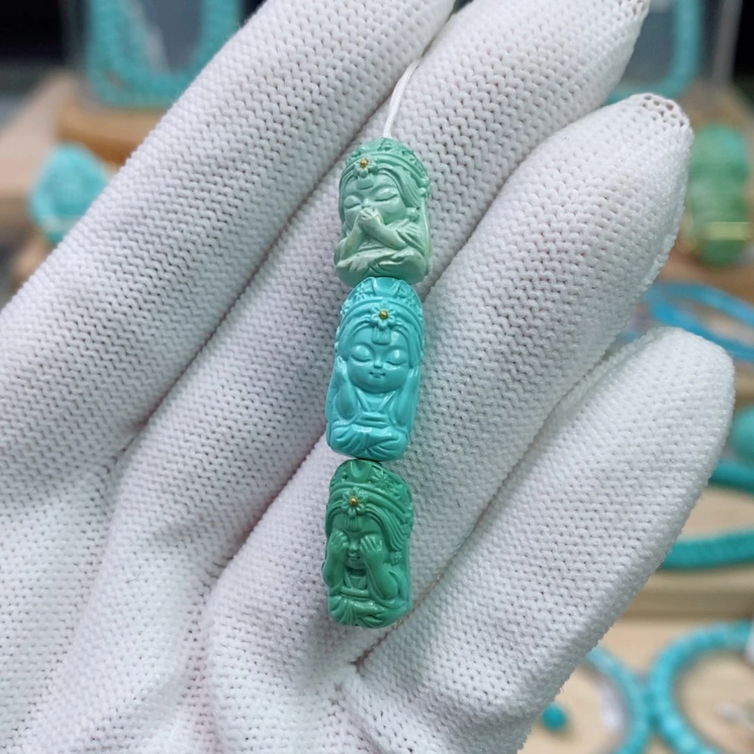 绿松石未镶嵌珠宝奇石