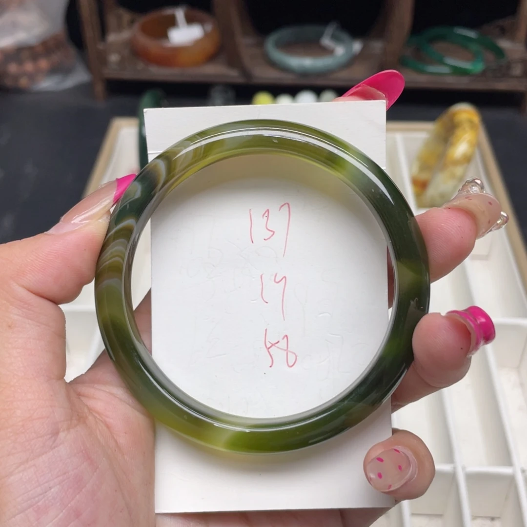 未镶嵌蛇纹石玉手镯