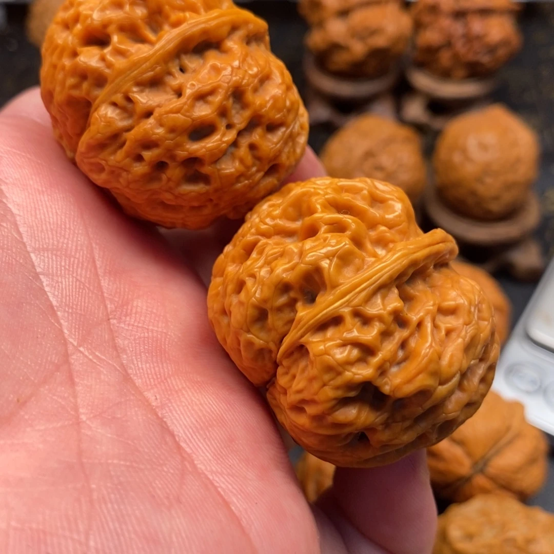 文玩核桃把件云铁福利