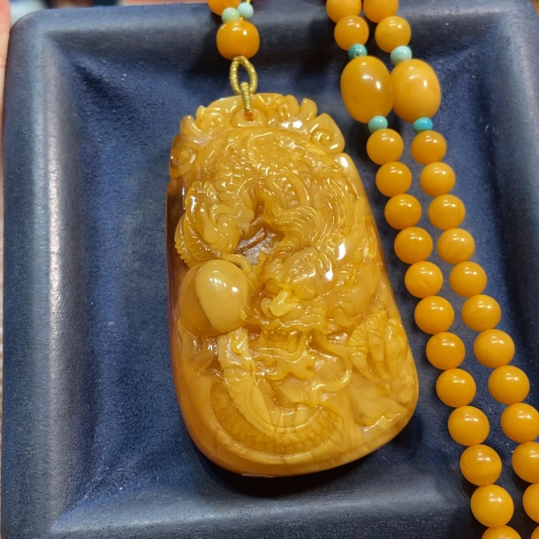 琥珀颈饰未镶嵌蜜蜡