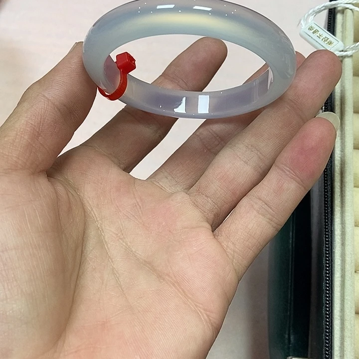 玛瑙/玉髓手镯未镶嵌?304