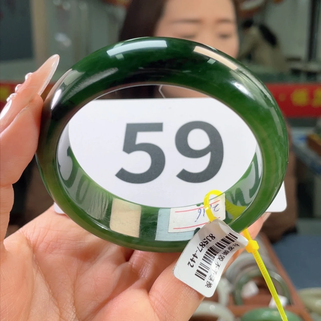 和田玉手镯未镶嵌五***雨