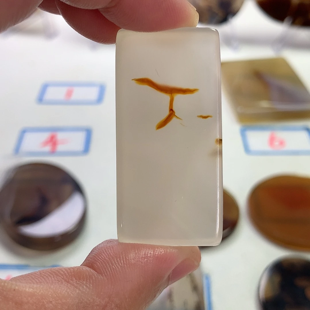 用***6未镶嵌玛瑙/玉髓珠宝半成品