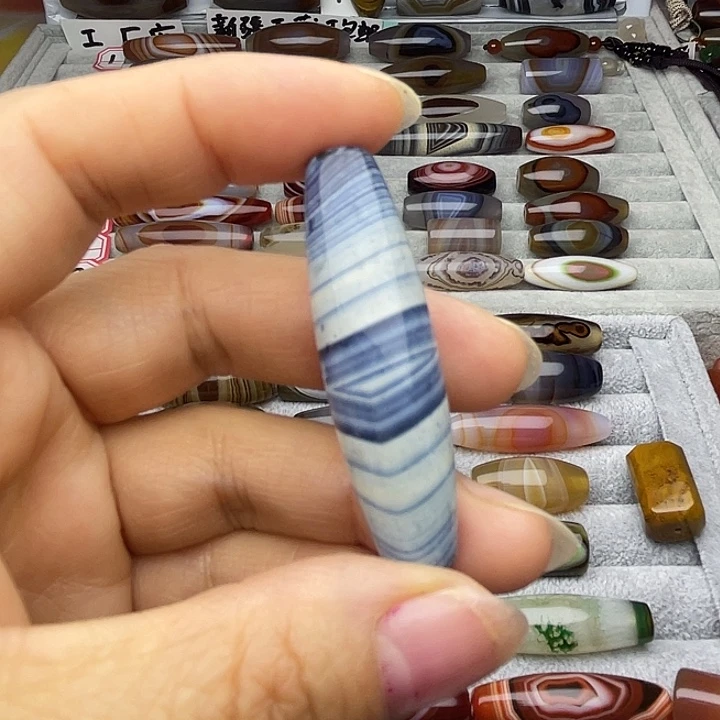 0***7玛瑙/玉髓合金颈饰