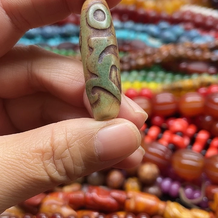 玛瑙/玉髓未镶嵌玛瑙项链。手链珠子