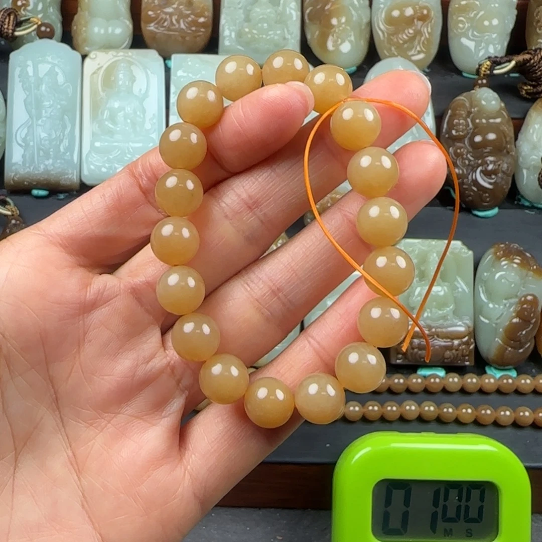 和田玉（糖玉）未镶嵌手链
