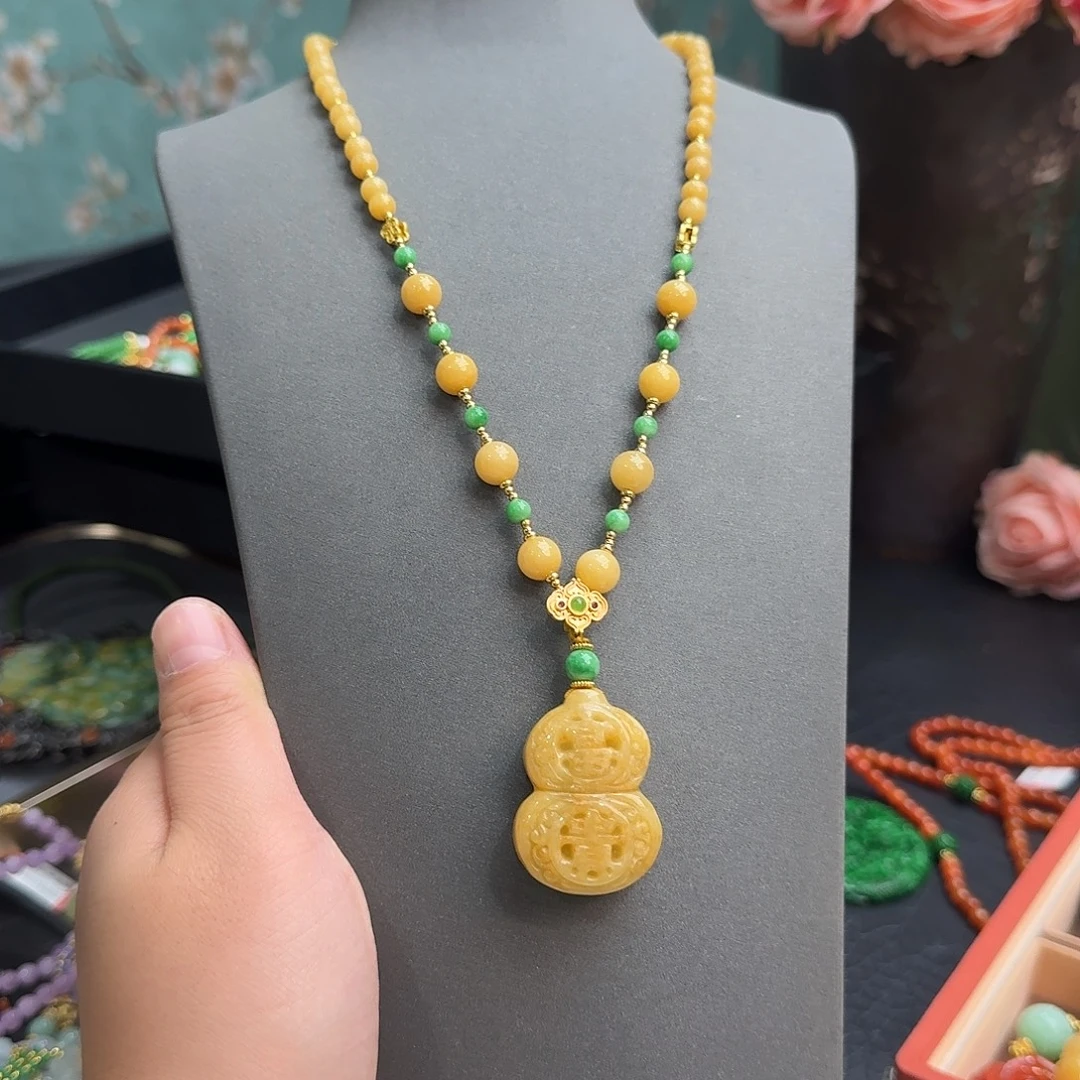 翡翠未镶嵌吊坠(赠链)一步到位炸福利