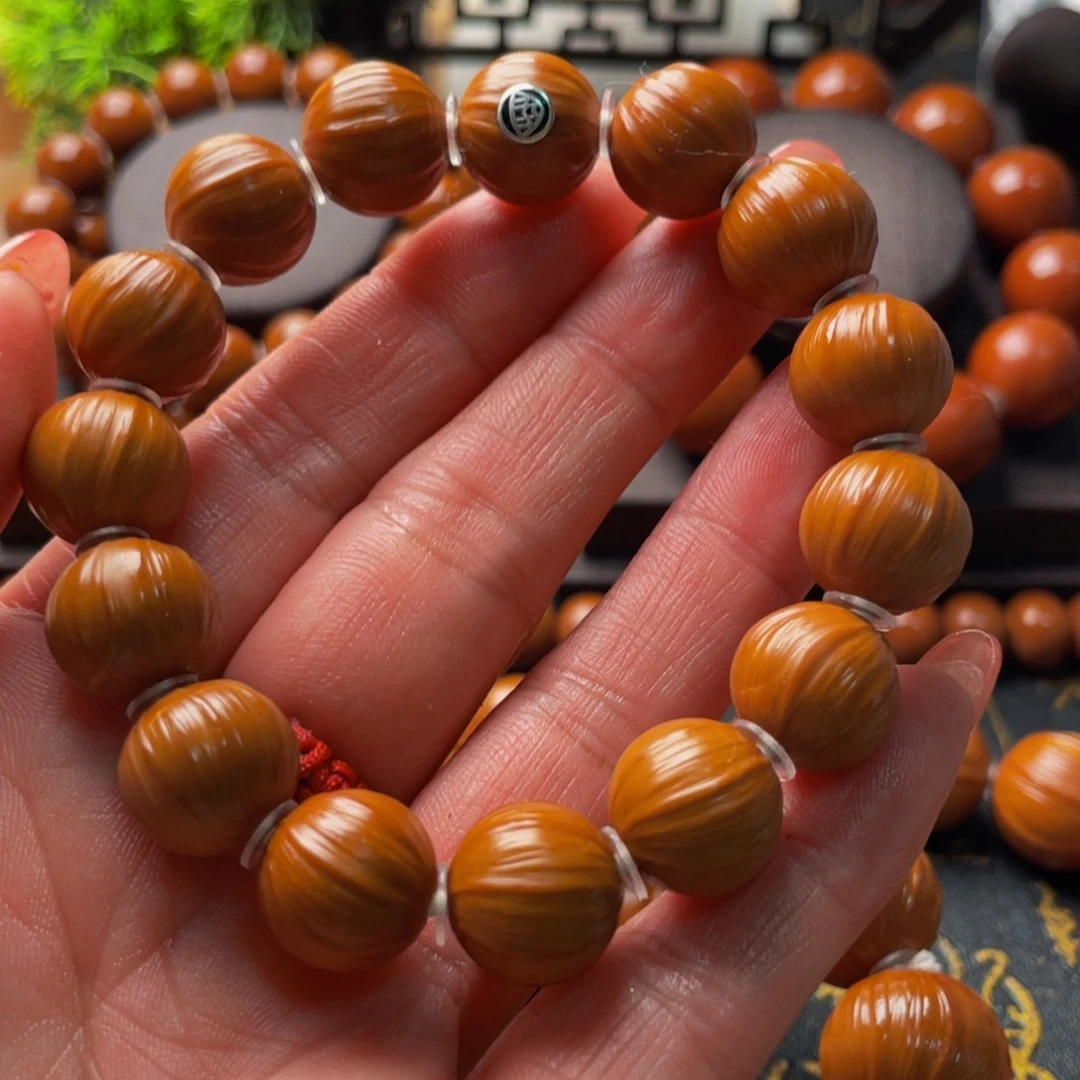 时***财吊坠橄榄核橄榄1.38