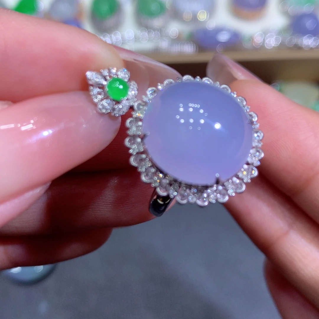 翡翠吊坠(赠链)18K金镶嵌