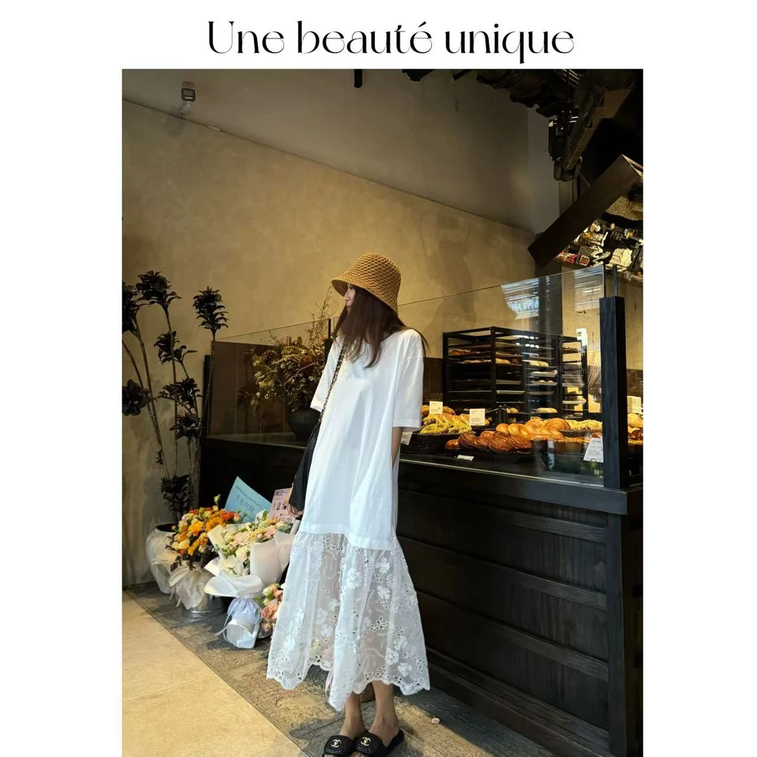 【德比卡】气质时尚宽松设计感蕾丝拼接裙摆连衣裙