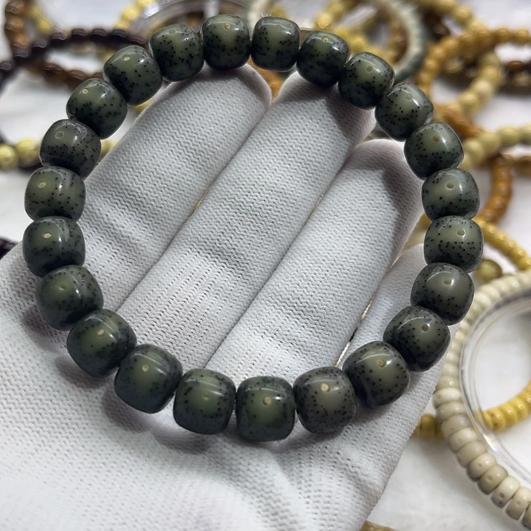 星月菩提吊坠绿冰星点货