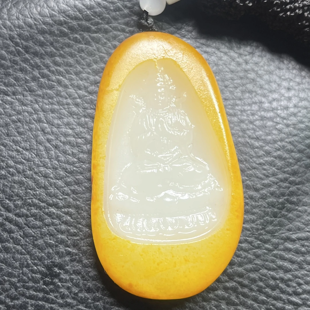 和田玉正装荷花观音