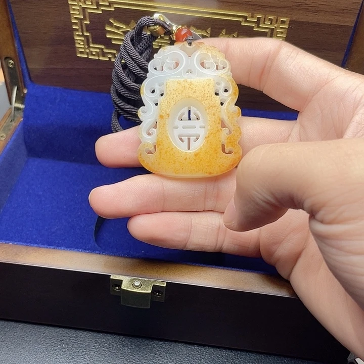 和田玉未镶嵌挂件T