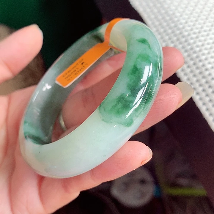 未镶嵌手镯翡翠翡翠