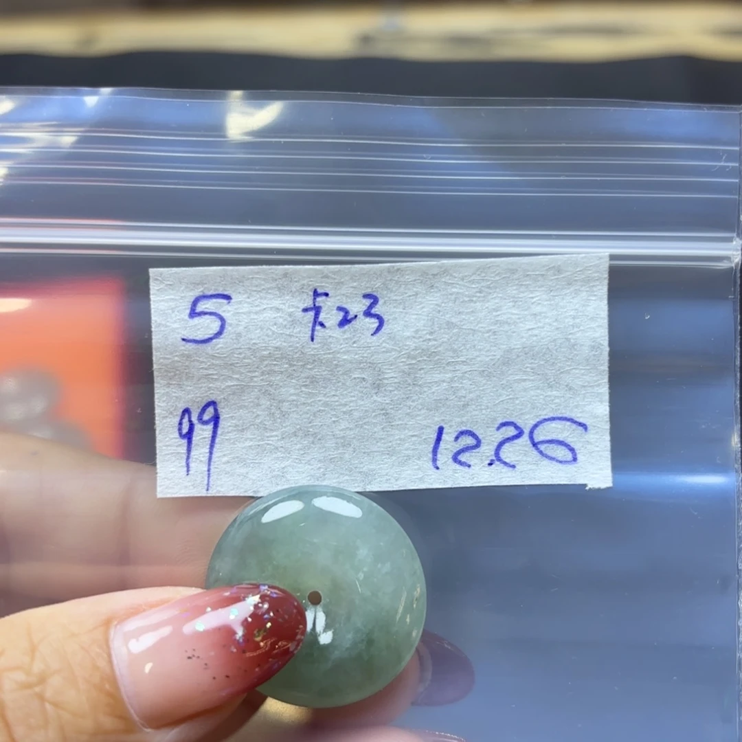 定制翡翠未镶嵌不退